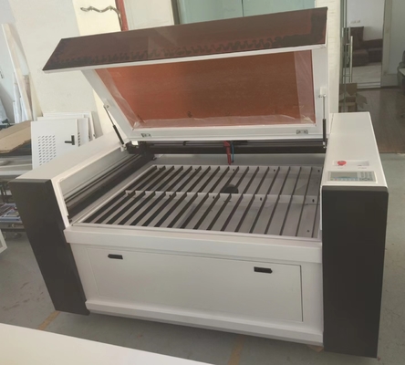 Gravür için Yüksek Hızlı Co2 Lazer Makinesi 0-1000mm / S Co2 Lazer Kesim Makinesi